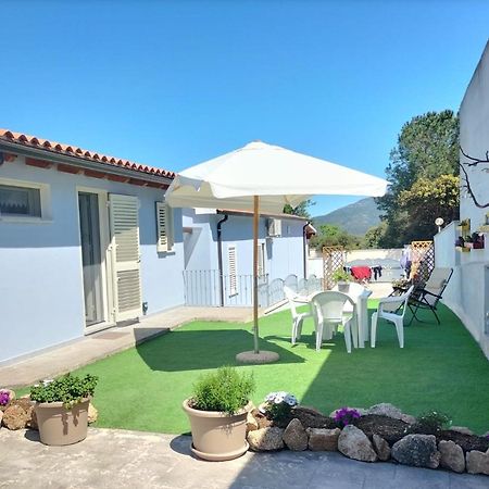 Casetta Indipendente Nella Natura Gallurese Padru Exterior foto