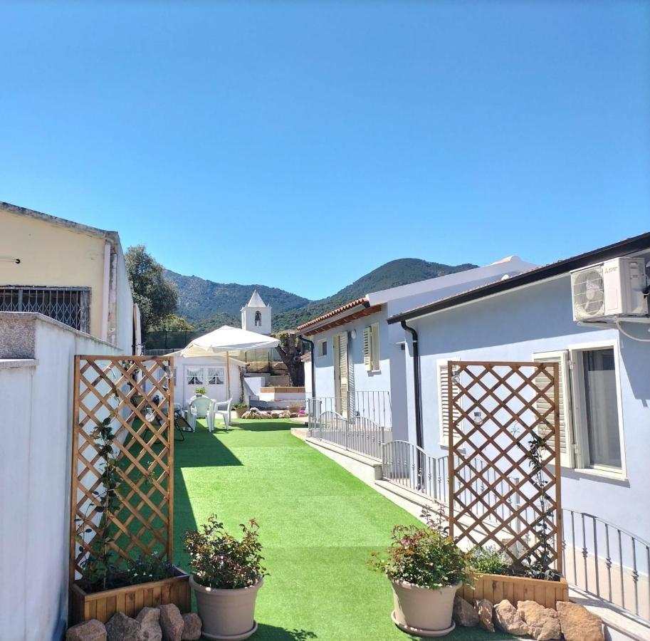 Casetta Indipendente Nella Natura Gallurese Padru Exterior foto